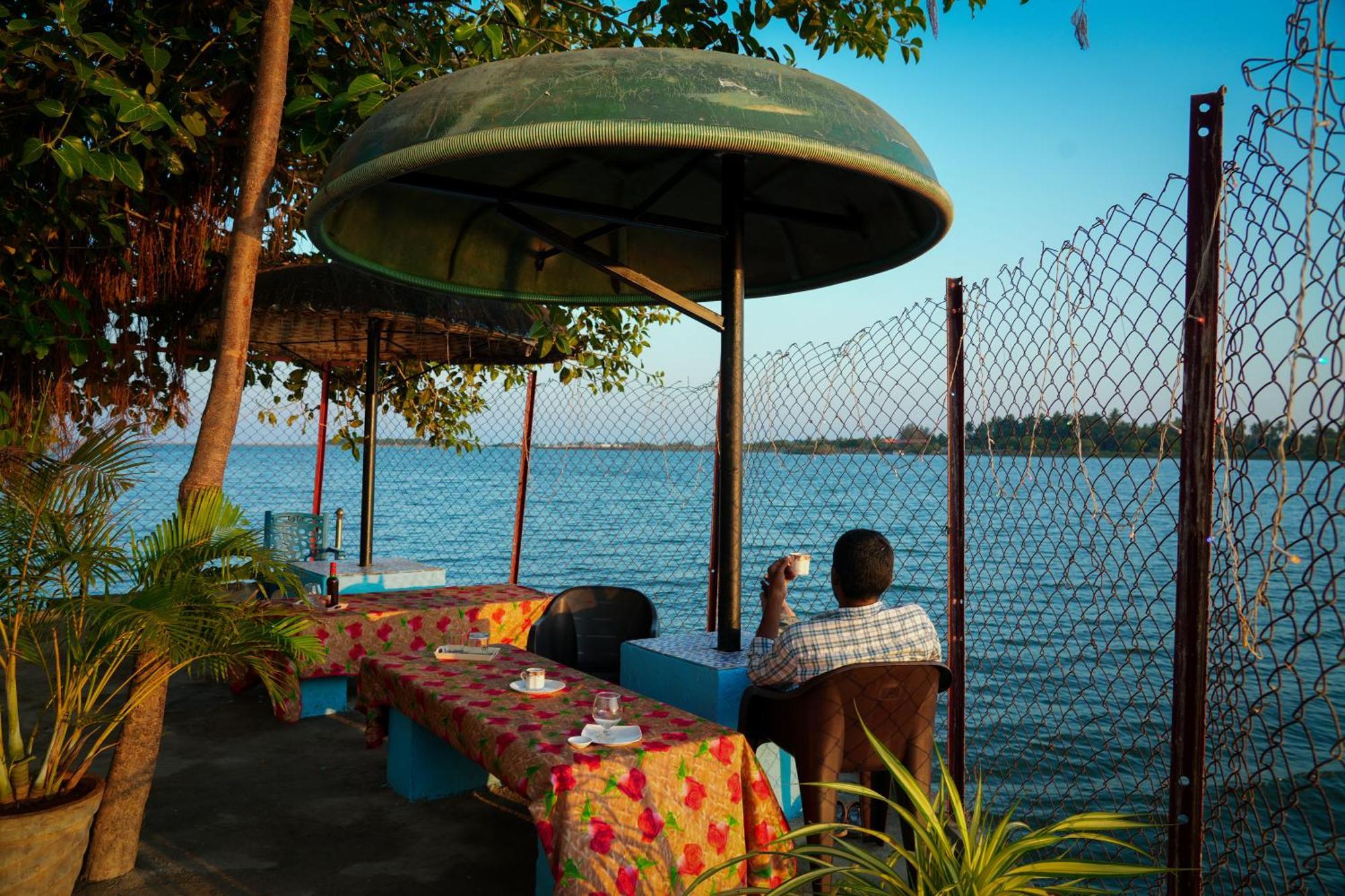 Victoria'S River View Resort ポンディシェリ エクステリア 写真